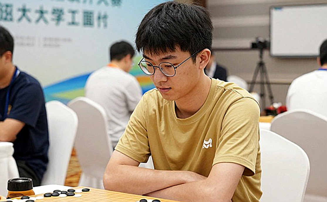 Khai cuộc Scotland: vũ khí của Kasparov năm 2026 và cái bẫy dành cho người học thuộc lòng