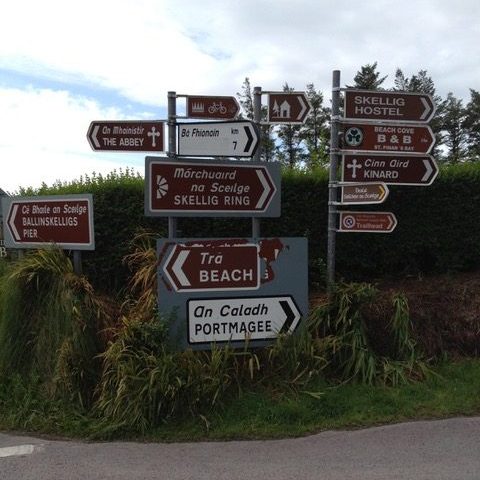 road signs in Ireland
